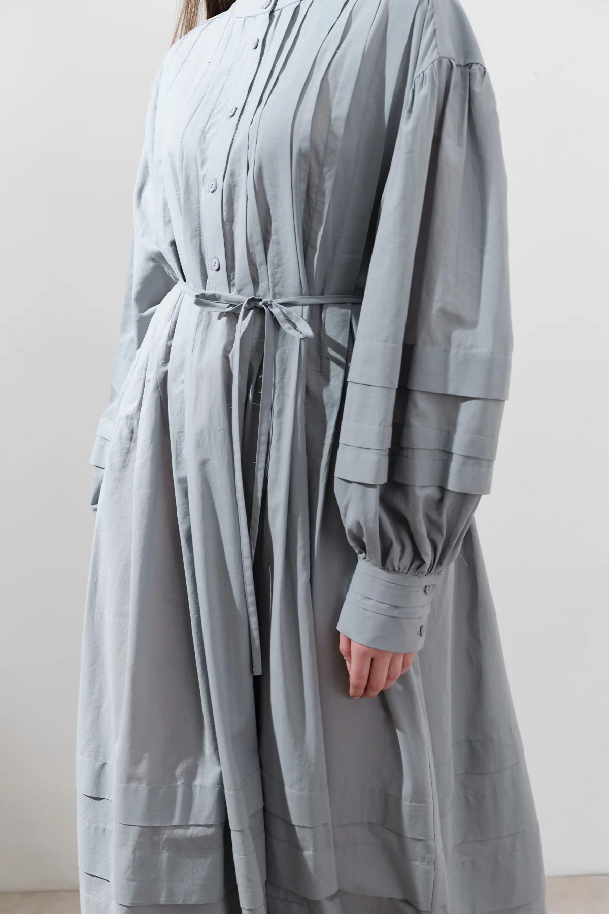 Pleated Volume Dress Blue - Image 4