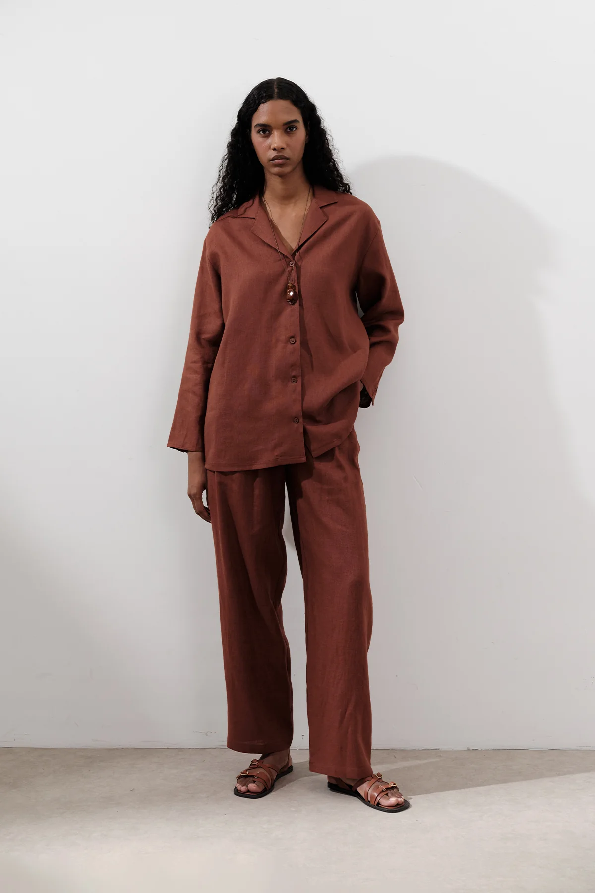 Pleated Wide-Leg Linen Trousers Copper - Image 4