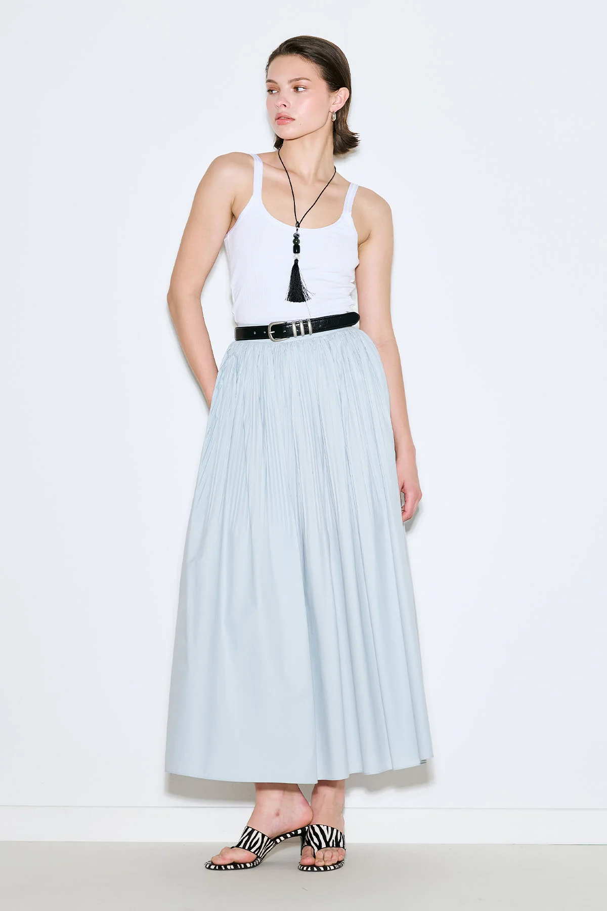 Pleated Wide Skirt Blue - Image 2