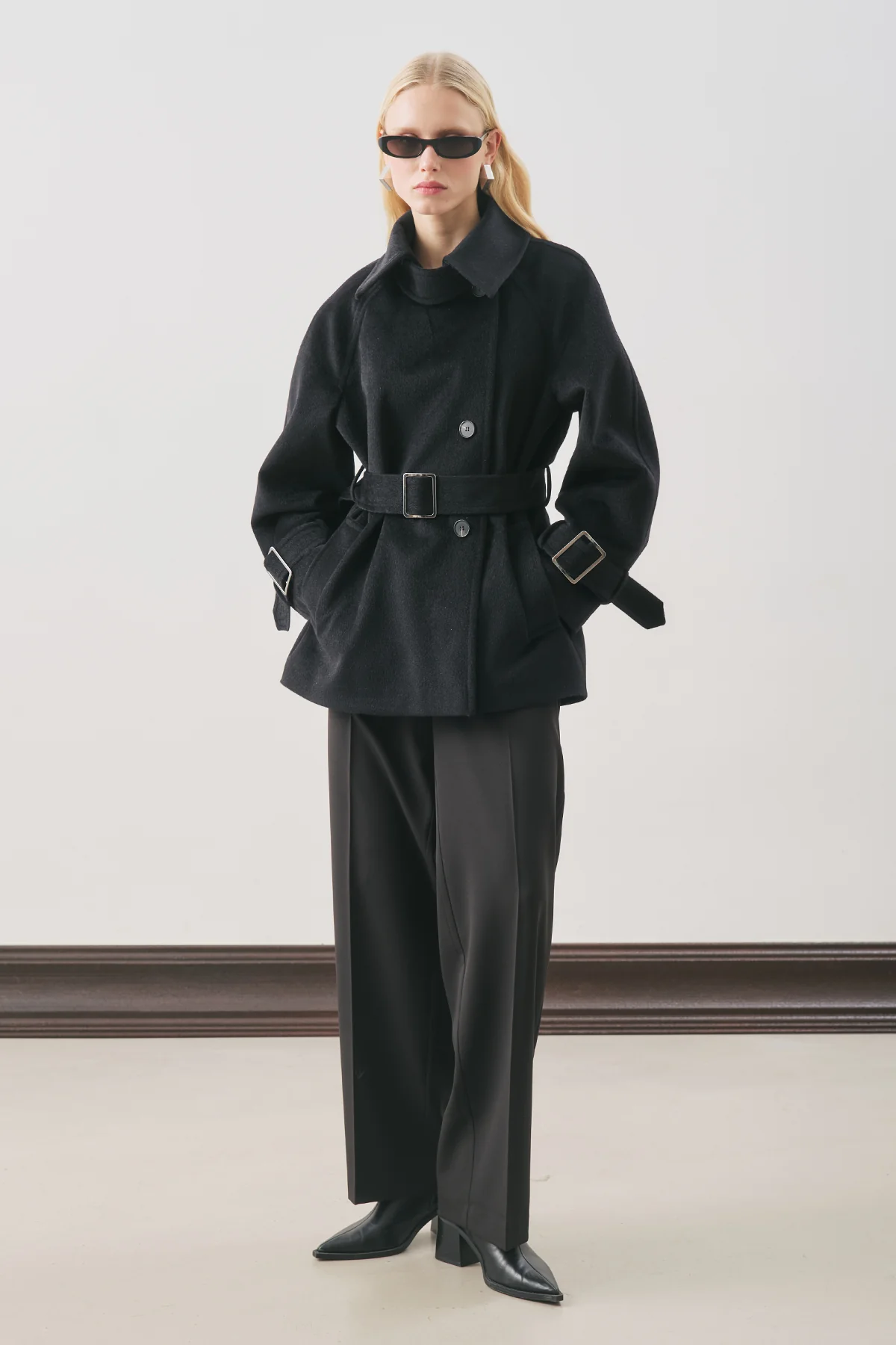 Premium Oversized Wool Coat Black - Image 2
