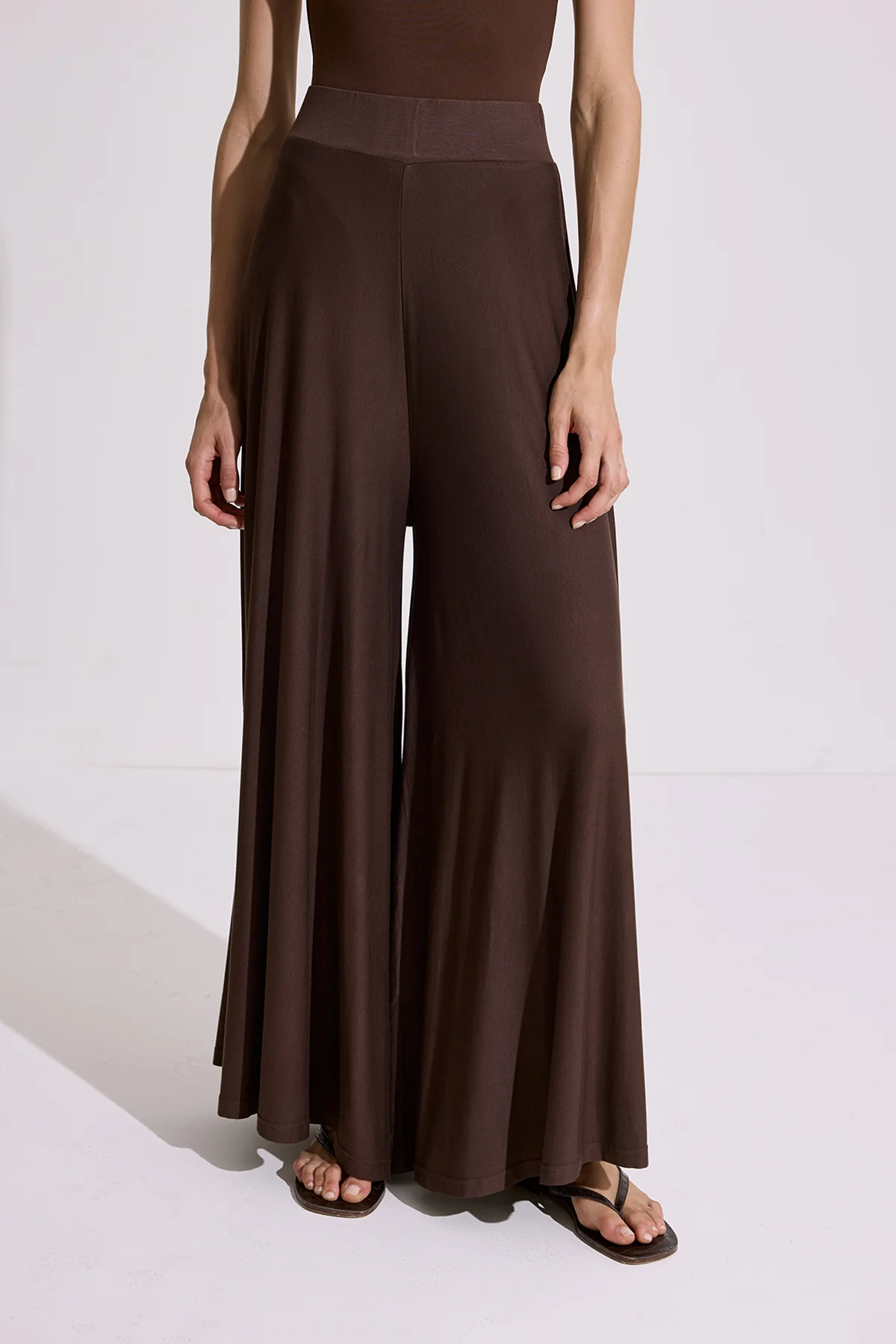 Relaxed Draped Trousers Brown - Image 6