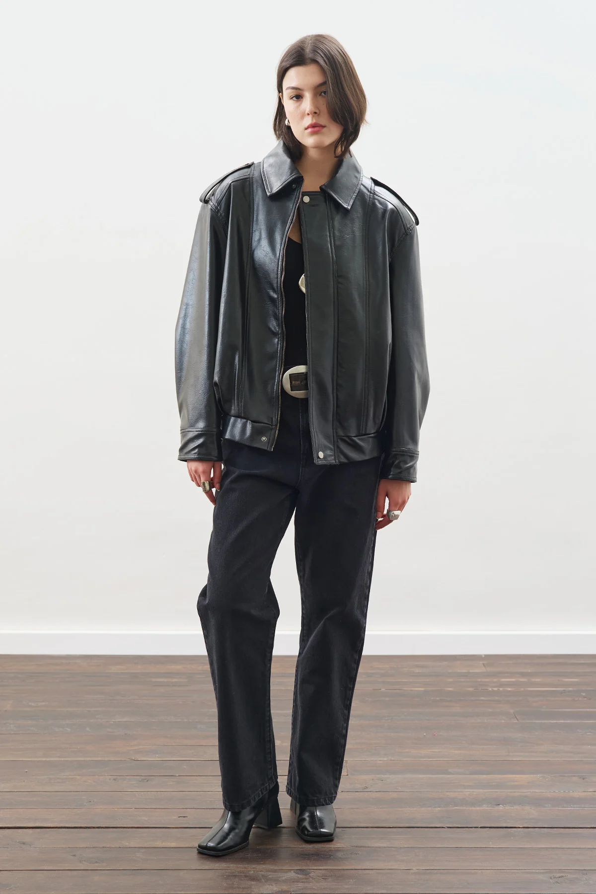 Retro Oversized Leather Jacket Black - Image 4