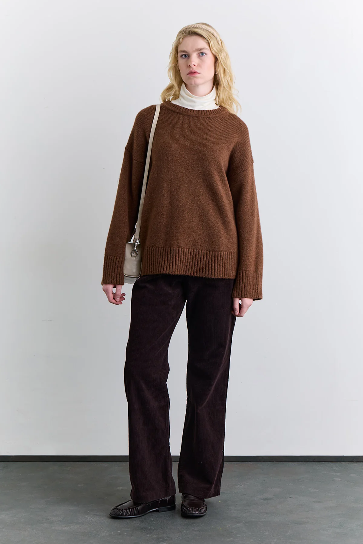Ribbed Velvet Straight Fit Trousers Dark Brown