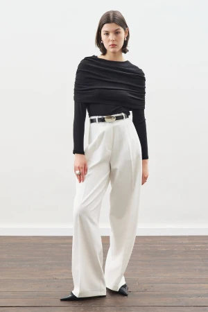 Ruched Detail Blouse Black - Image 4