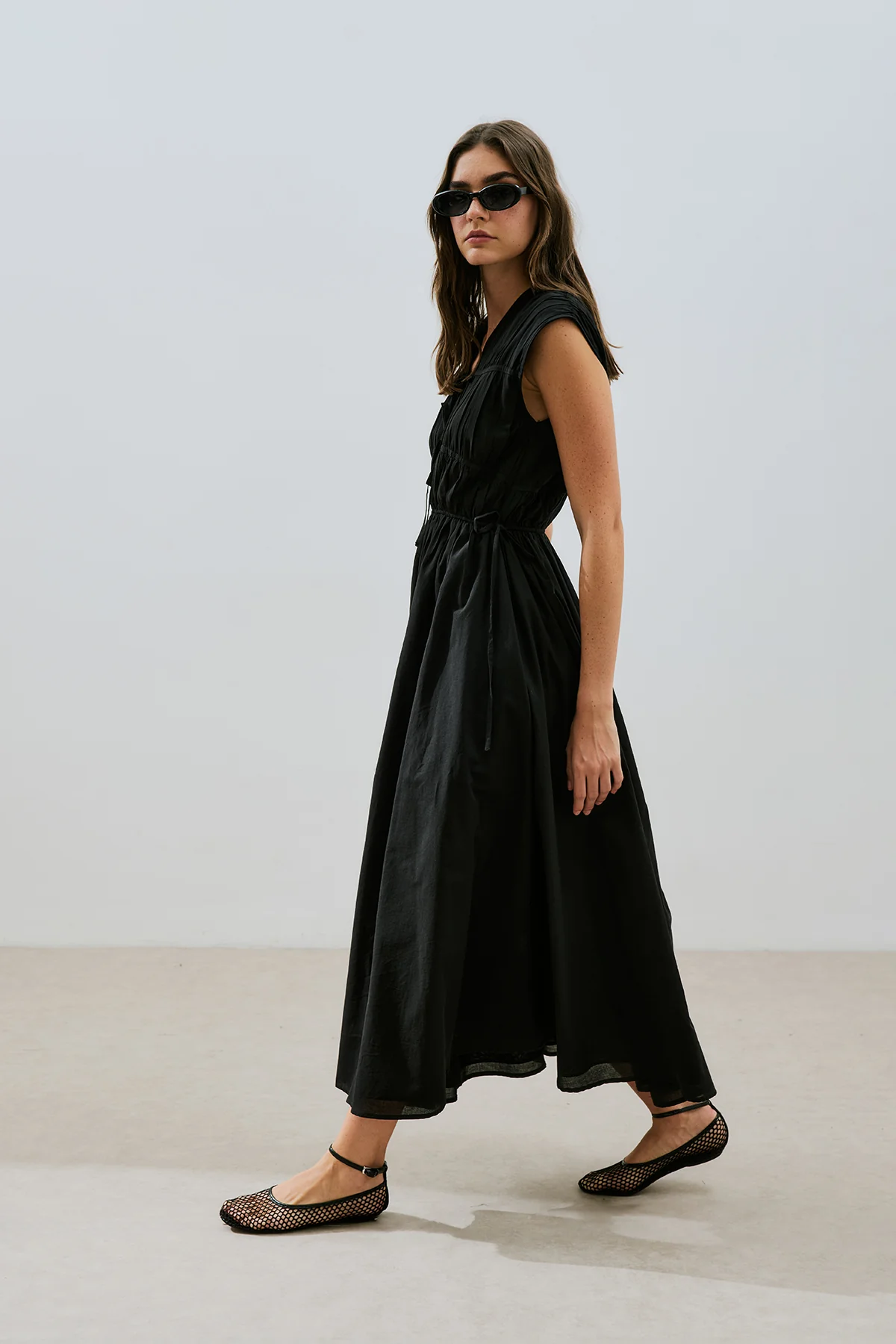 Ruched Tie Detail Dress Black - Image 4