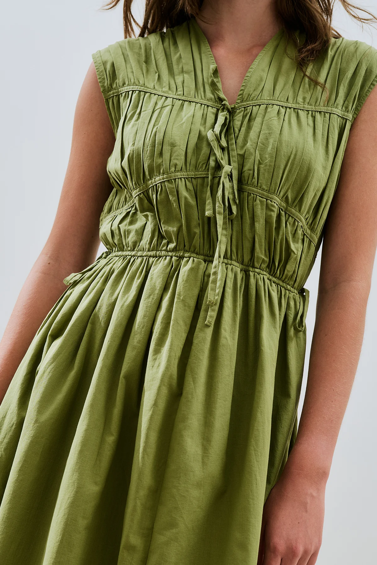 Ruched Tie Detail Dress Green - Image 6