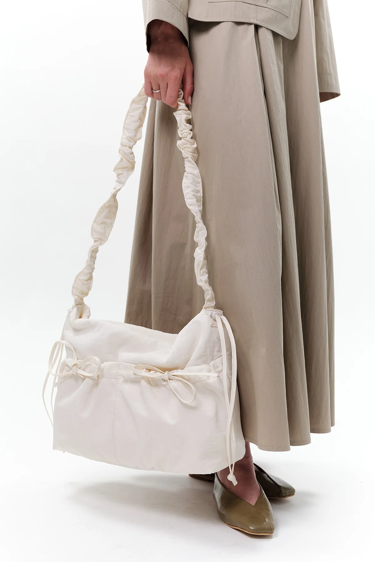 Ruched Tote Bag Vanilla - Image 2