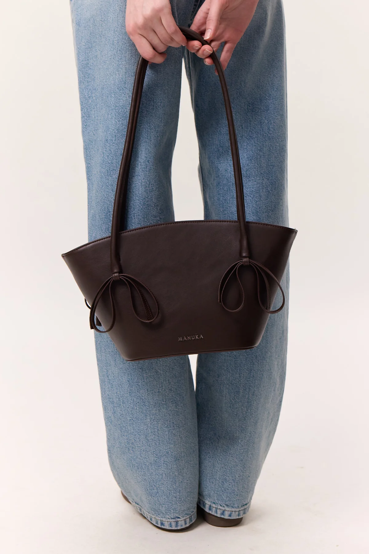 Sandy Bow Bag Dark Brown - Image 3