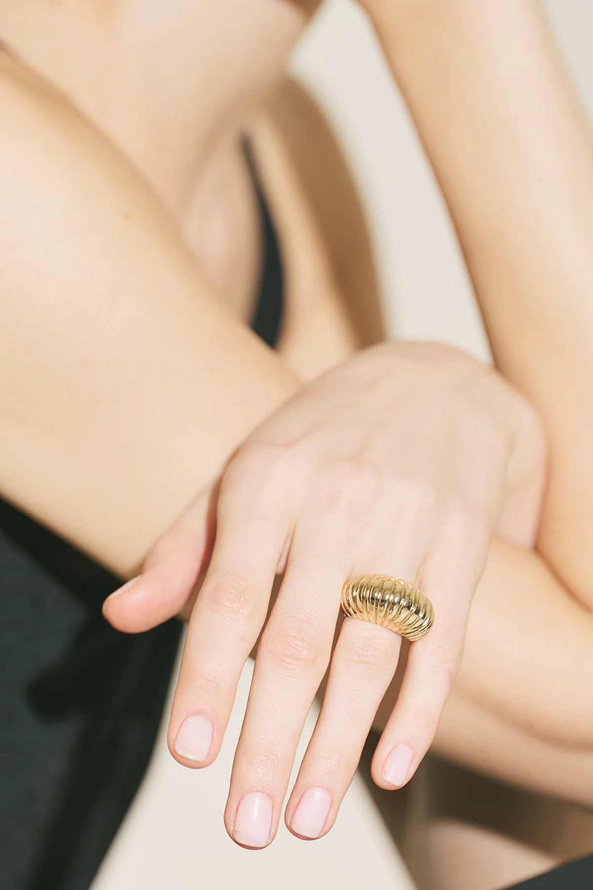 Shell Ring Gold - Image 2
