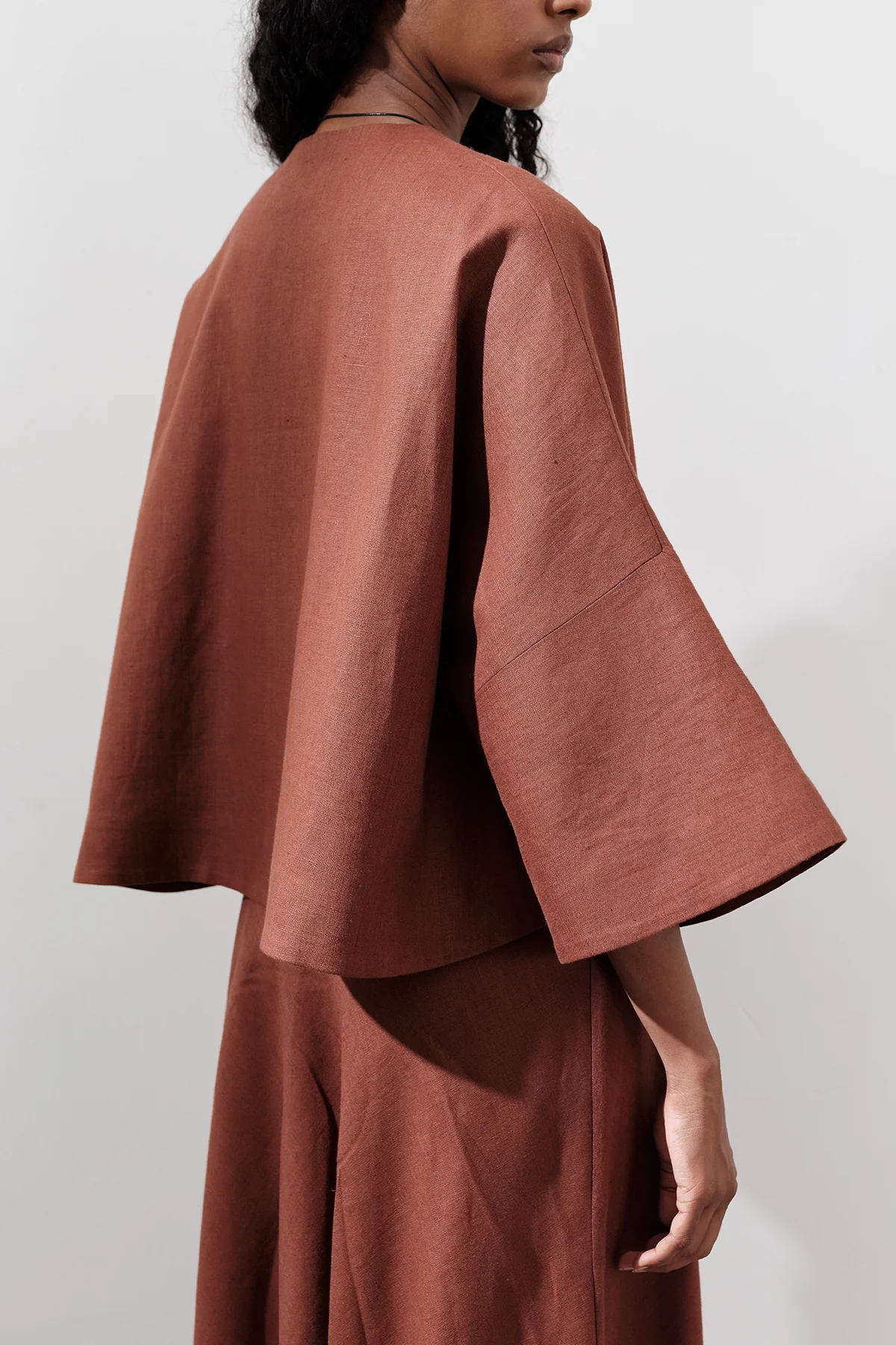 Short Linen Jacket With Wide Sleeves Copper - Image 6