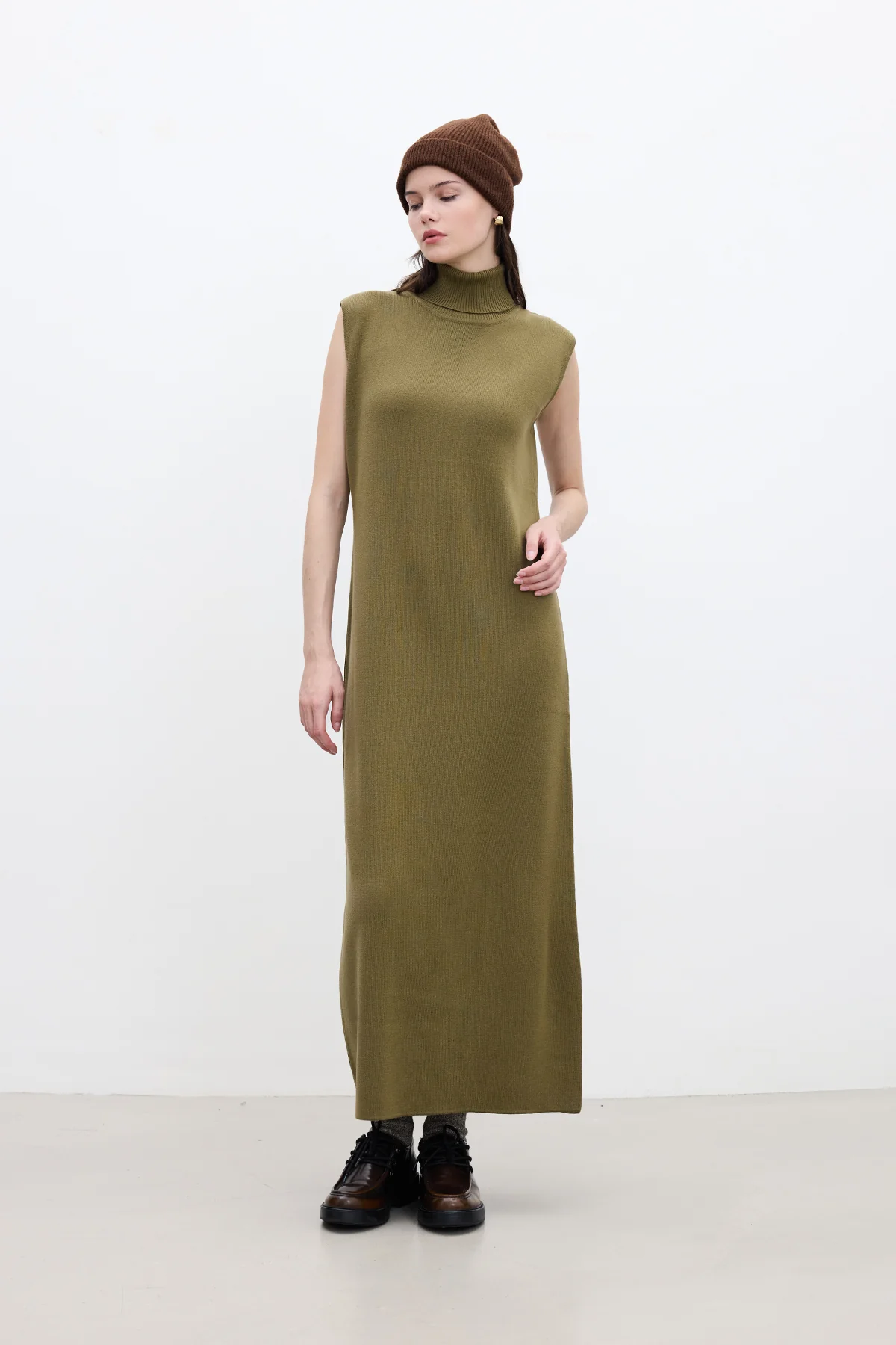 Sleeveless High Neck Knit Dress Green - Image 2