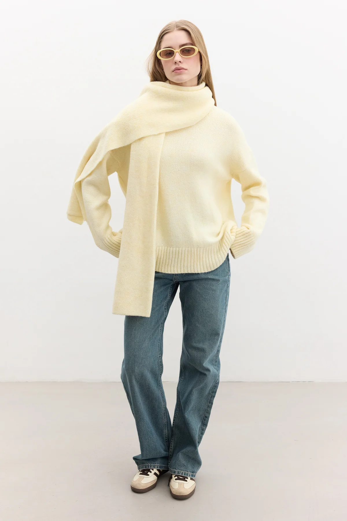 Soft Scarf Yellow - Image 4