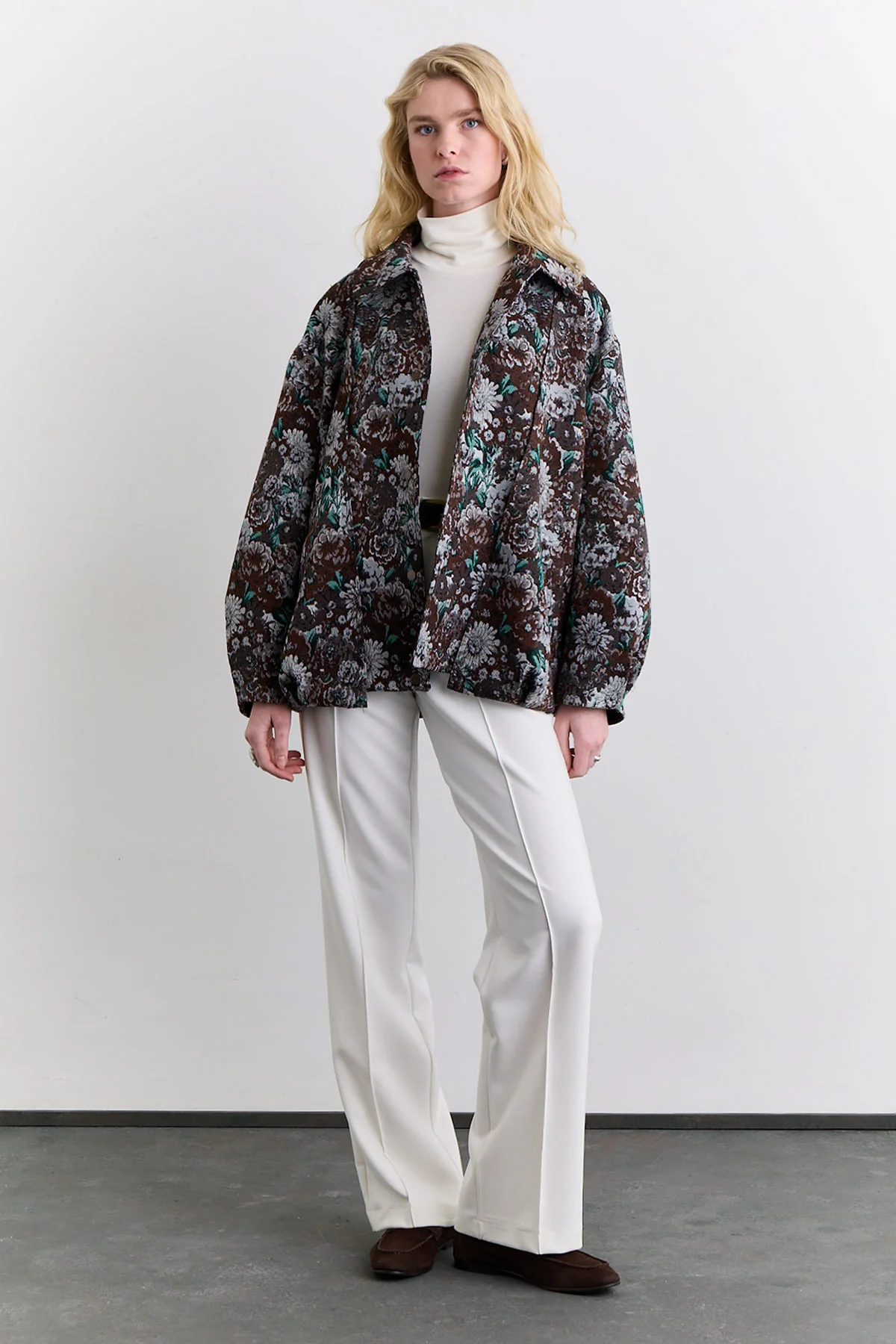 Stitch Detail Straight Trousers Ecru - Image 2
