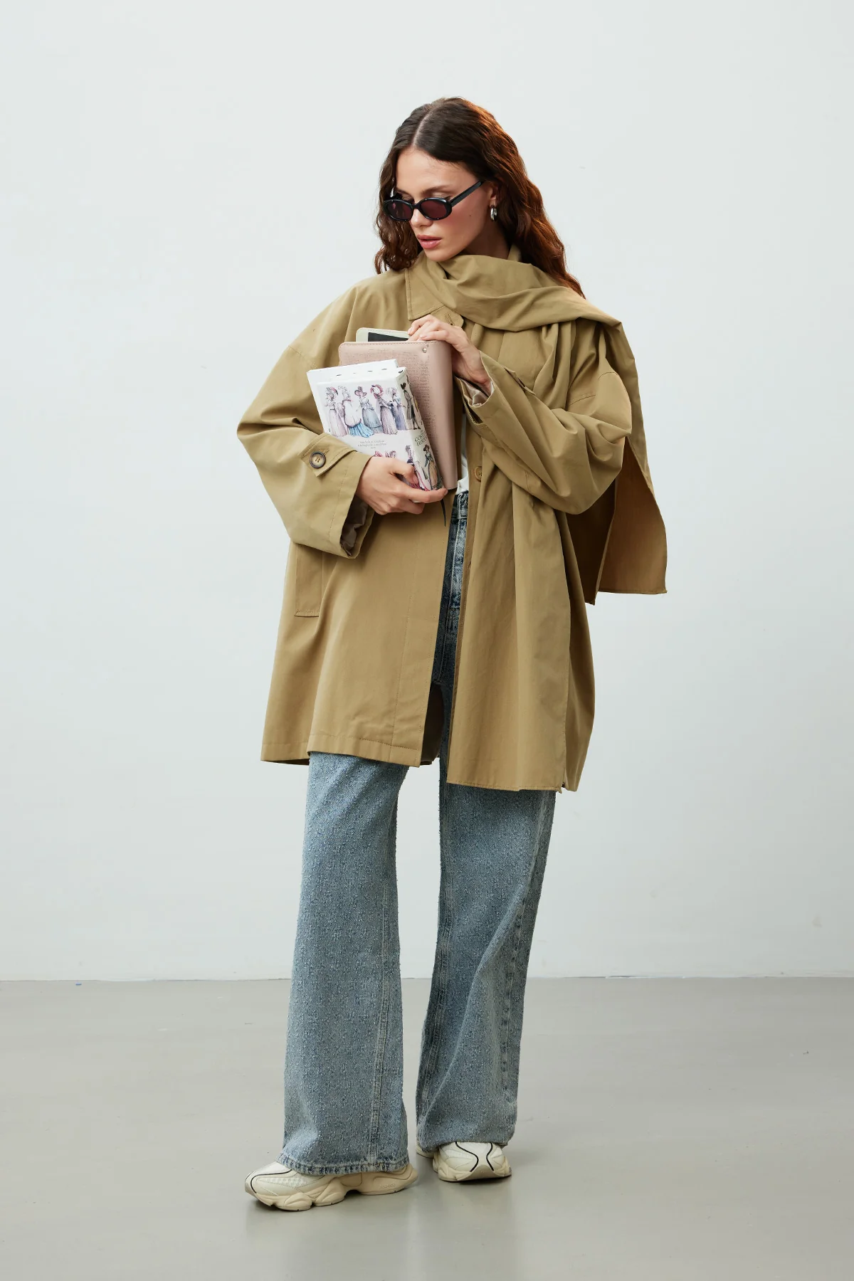 Stockholm Scarf Detailed Oversize Trench Coat Green - Image 4