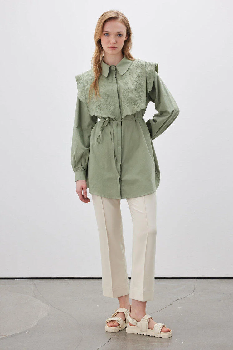 Straight Cut Trousers Beige - Image 4