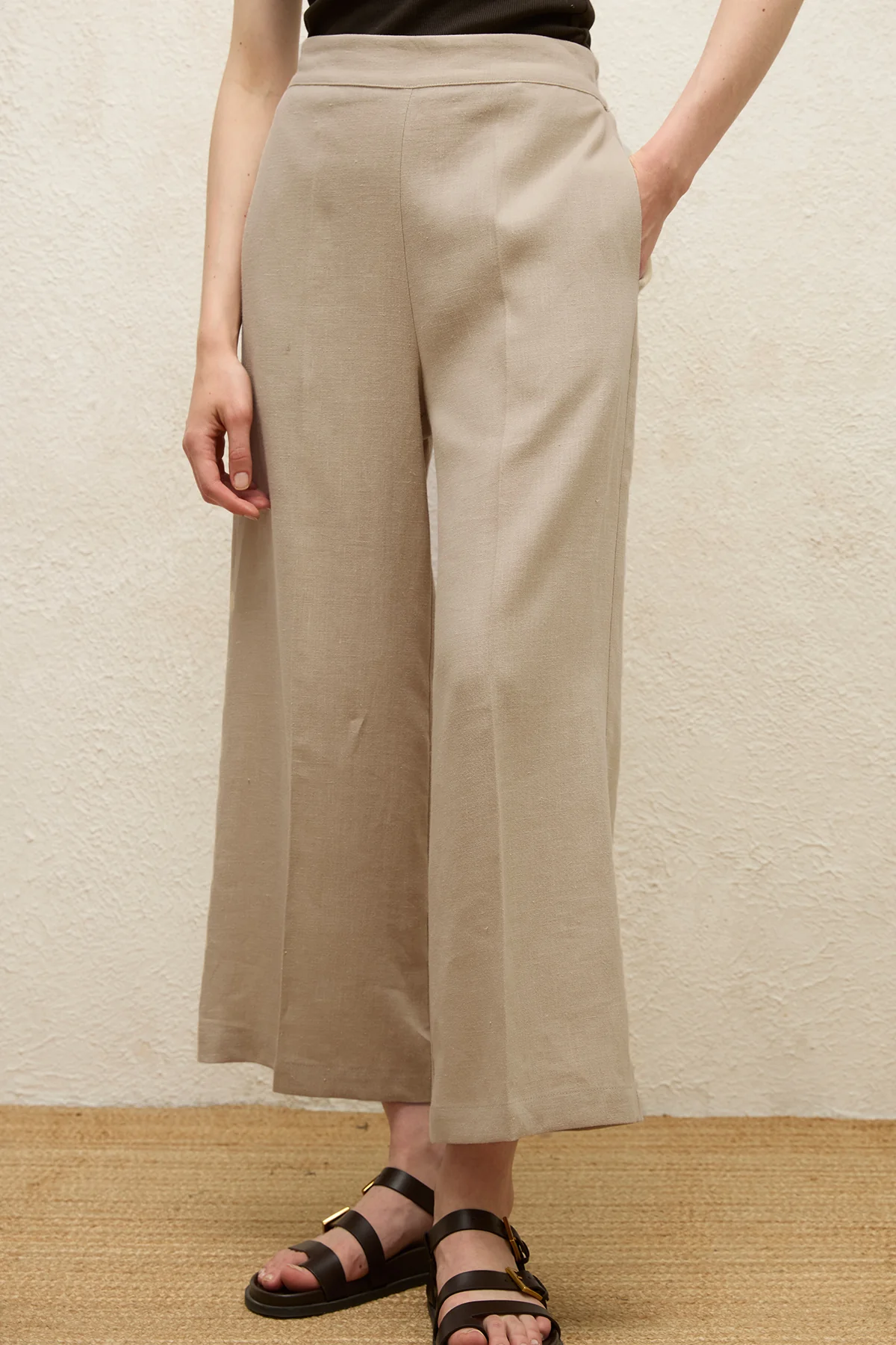 Straight Linen Trousers Sand - Image 4