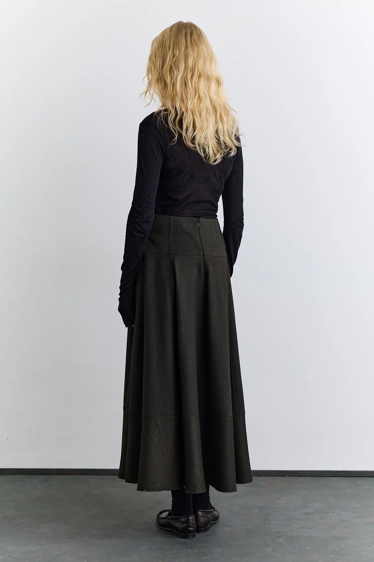 Structured Wide Skirt Khaki - Image 6