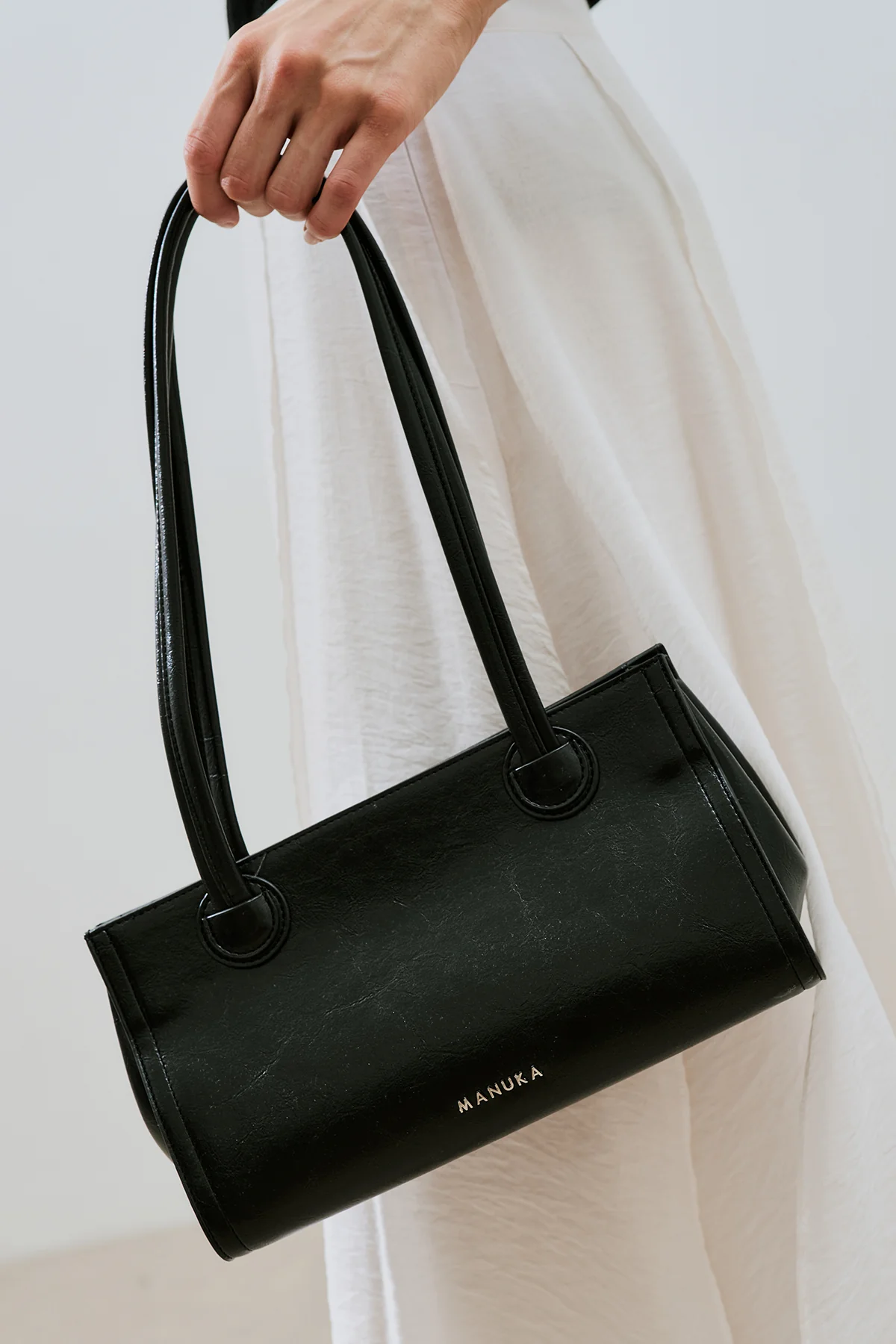 Sunhee Baguette Shoulder Bag Black - Image 2