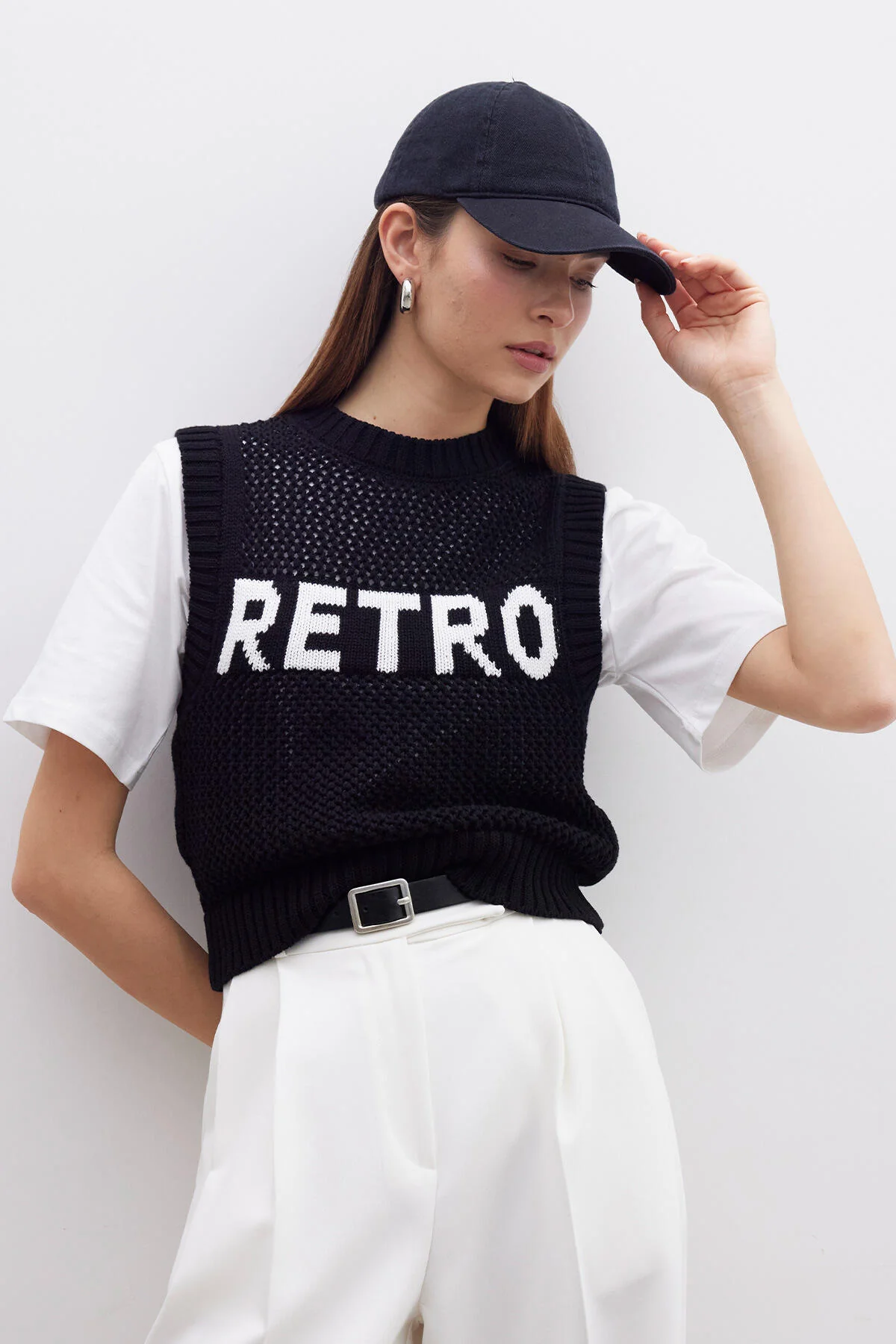 Thin Knit Sweater Black - Image 2