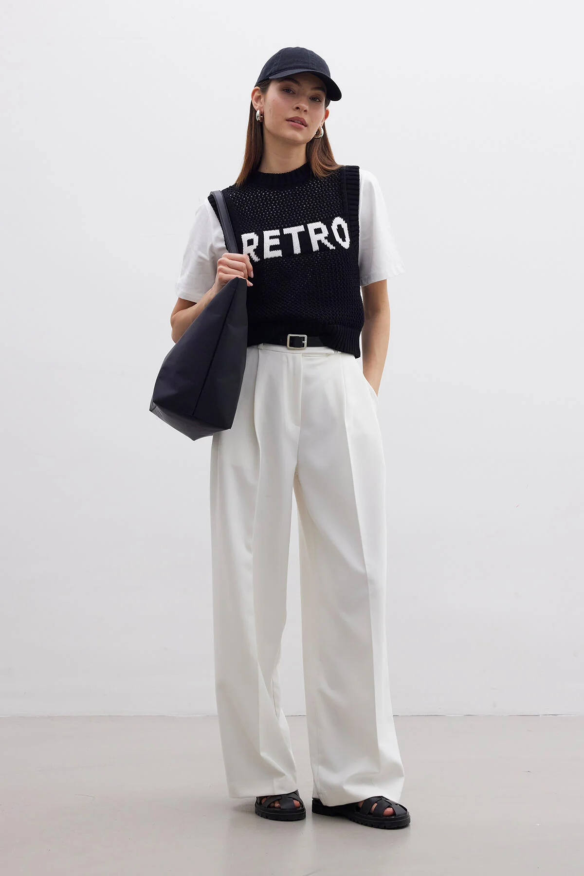 Thin Knit Sweater Black - Image 3