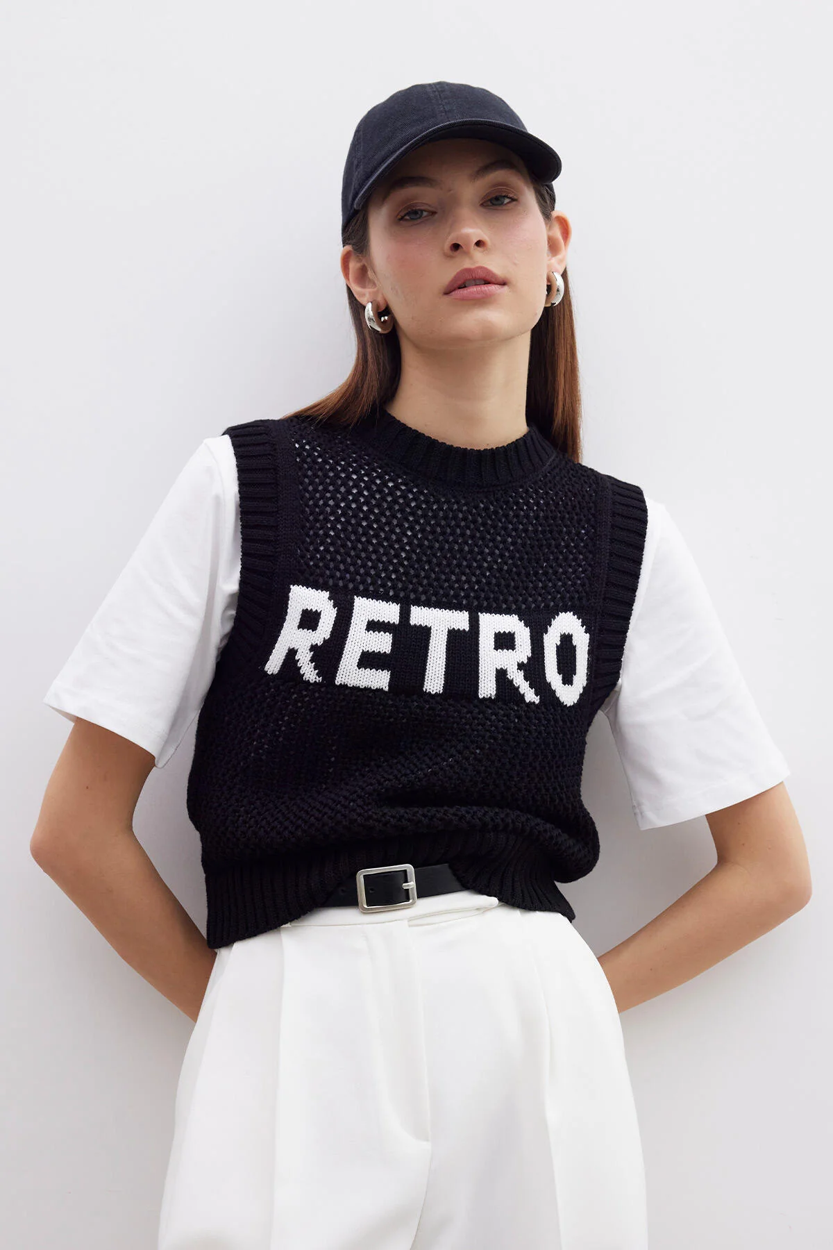 Thin Knit Sweater Black - Image 5