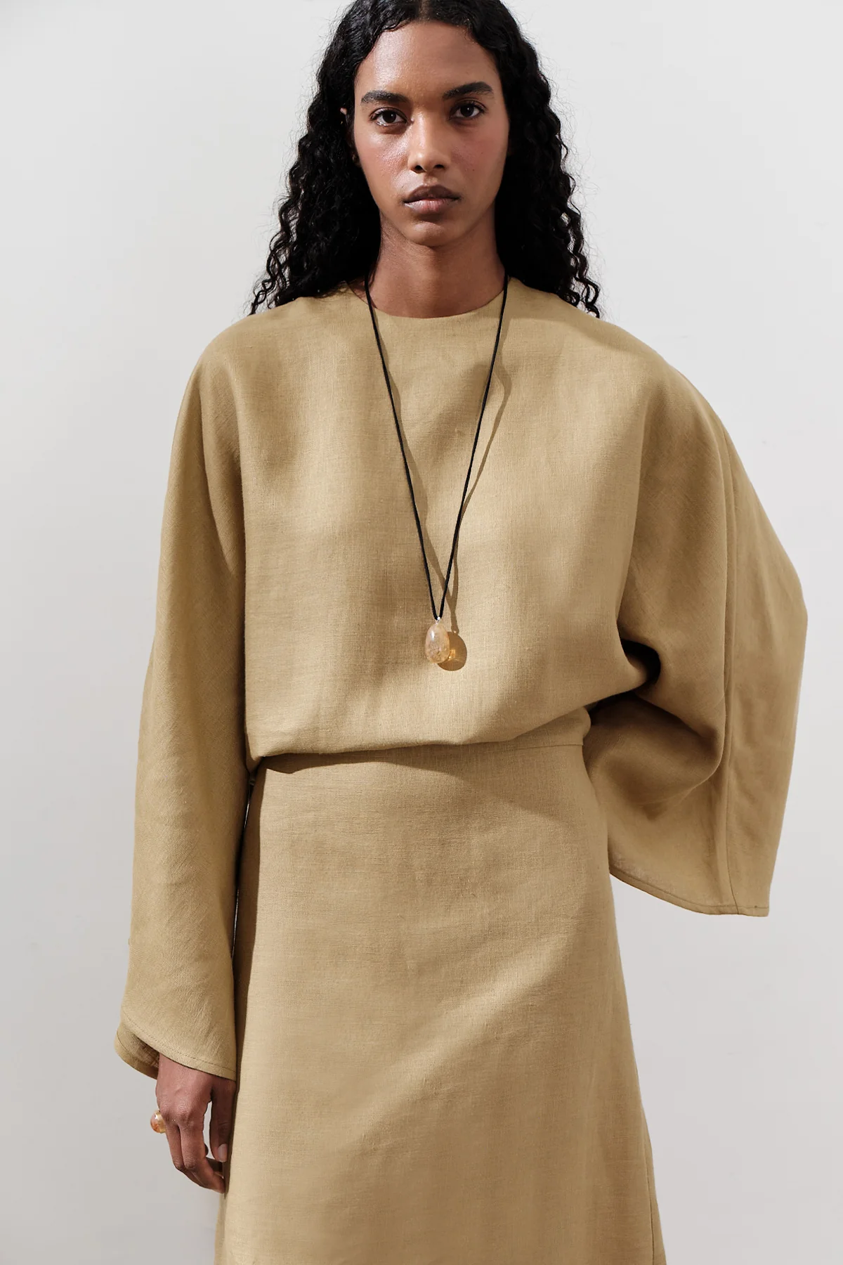 Tie-Waist Linen Dress Curry - Image 4