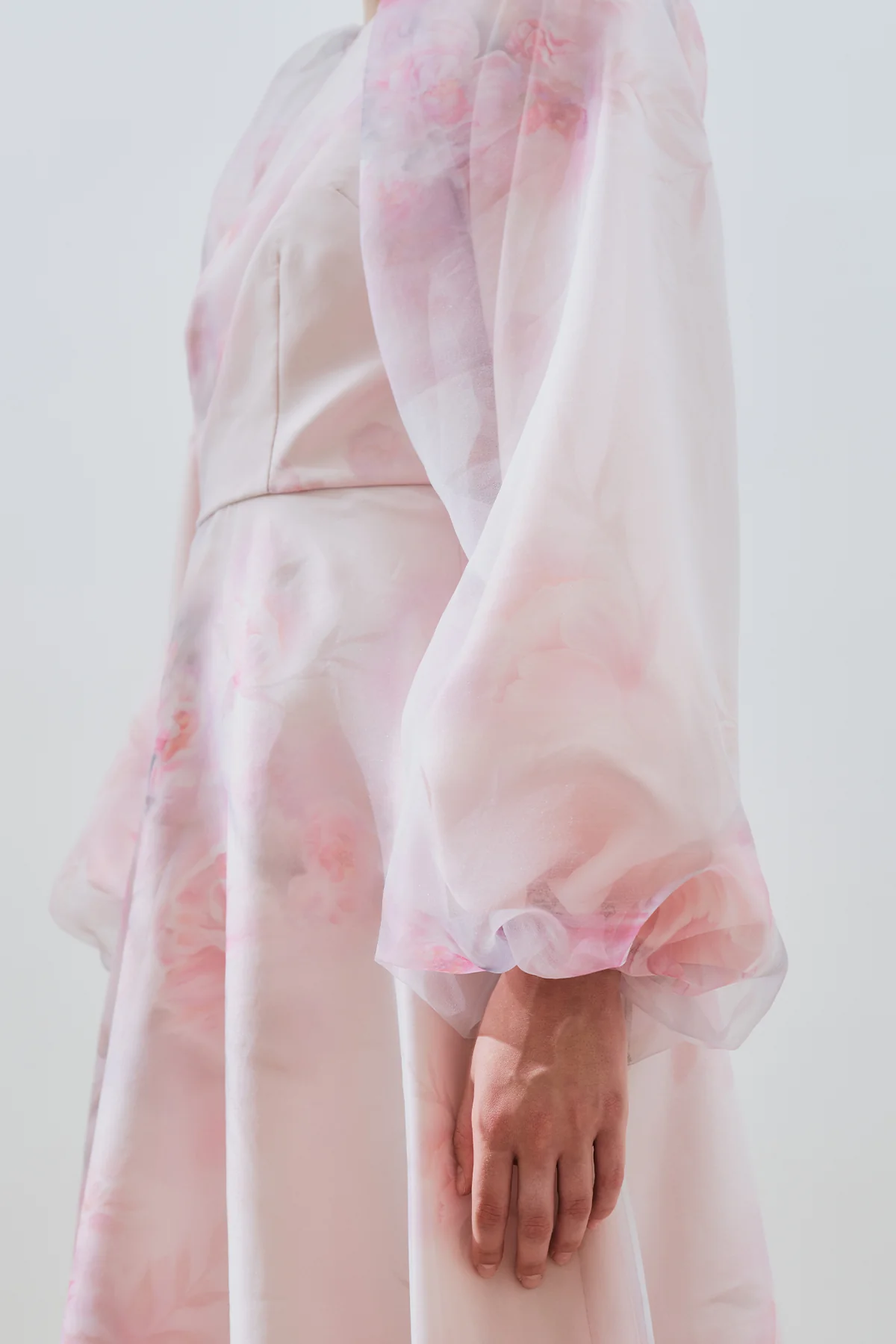Ulla Patterned Organza Evening Dress Powder - Image 6