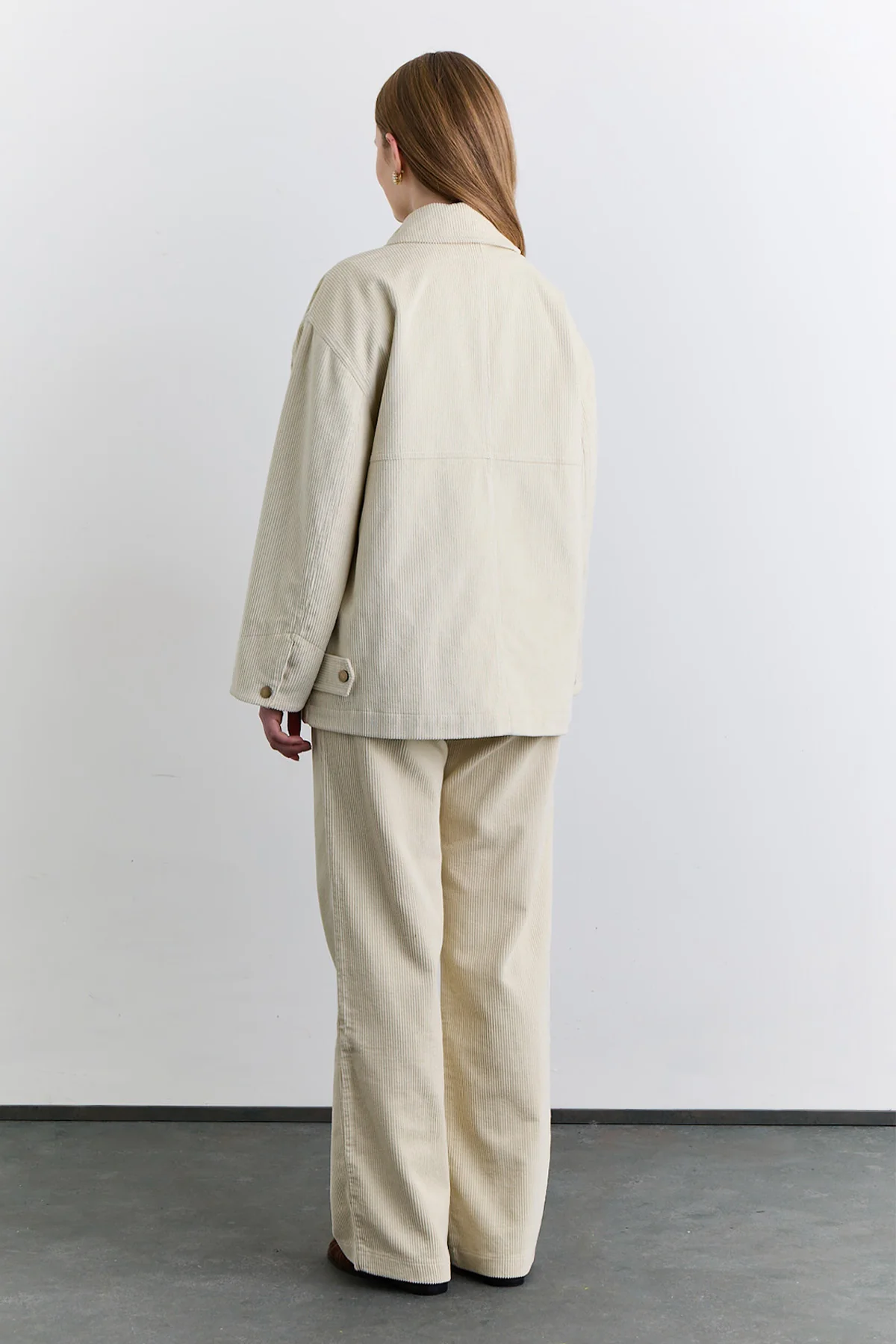 Velvet Worker Jacket Vanilla - Image 12