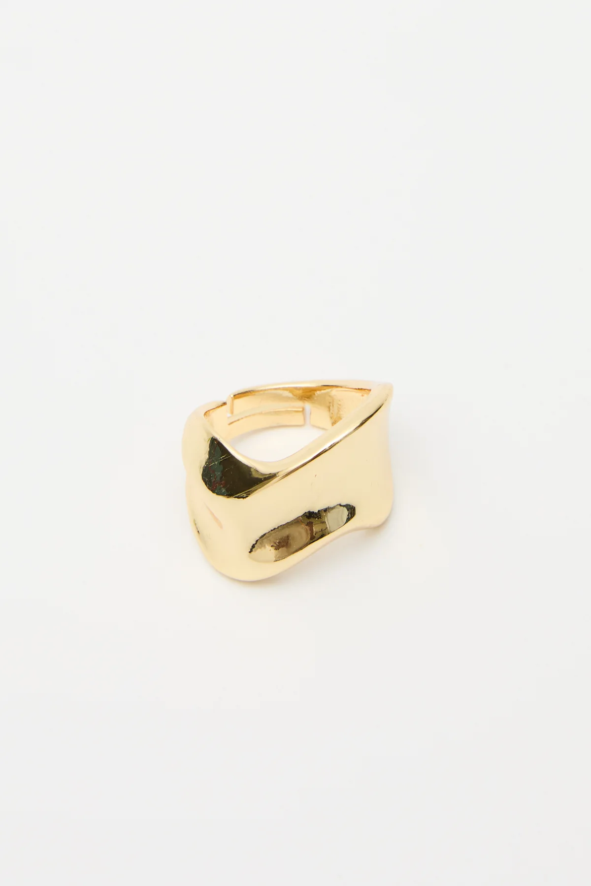 Wave Design Ring Gold