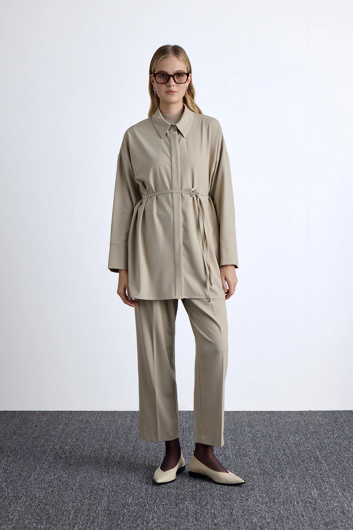 Wide Collar Tunic Beige - Image 5
