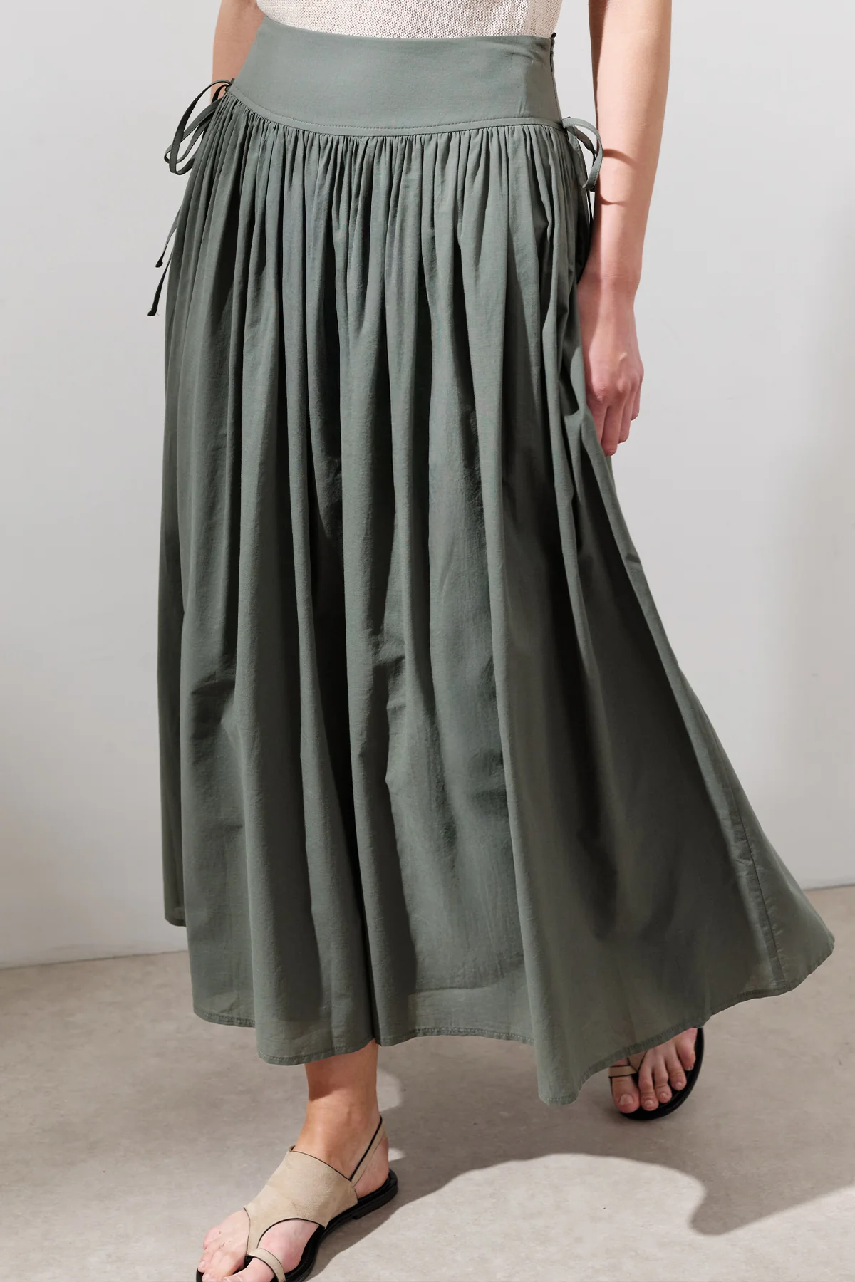 Wide Skirt With Tie Detail Pine Green - Image 5