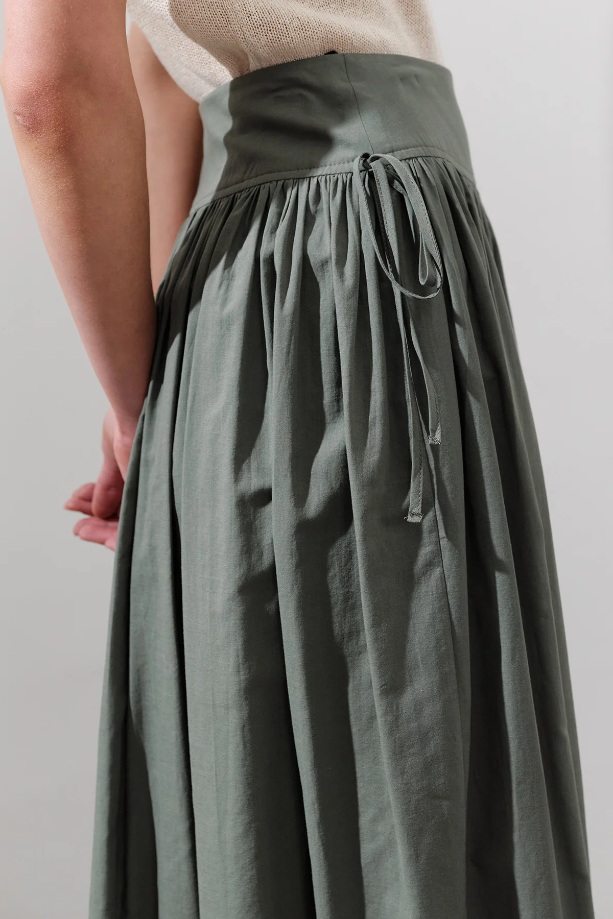 Wide Skirt With Tie Detail Pine Green - Image 6