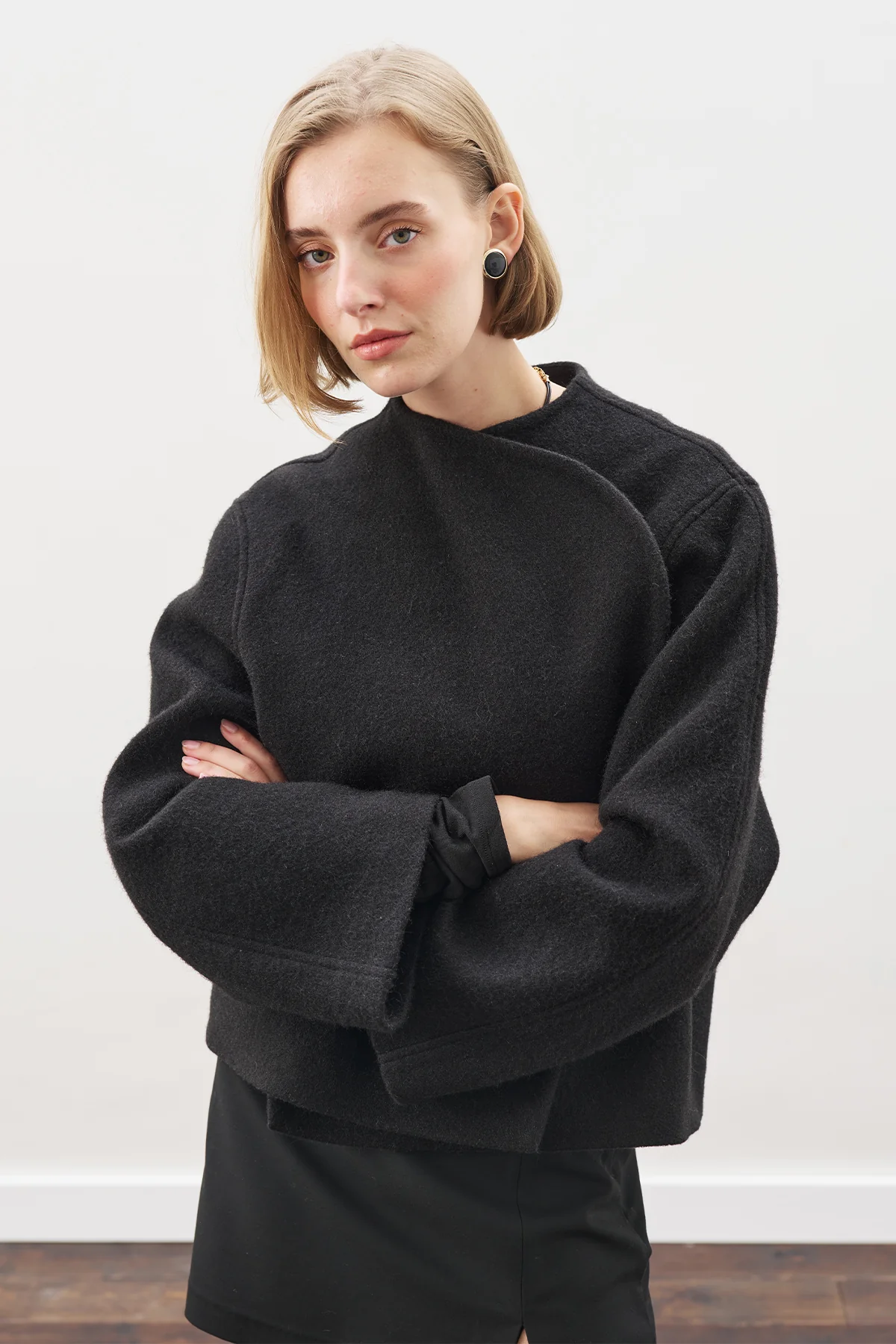 Wool Short Jacket Black - Image 4